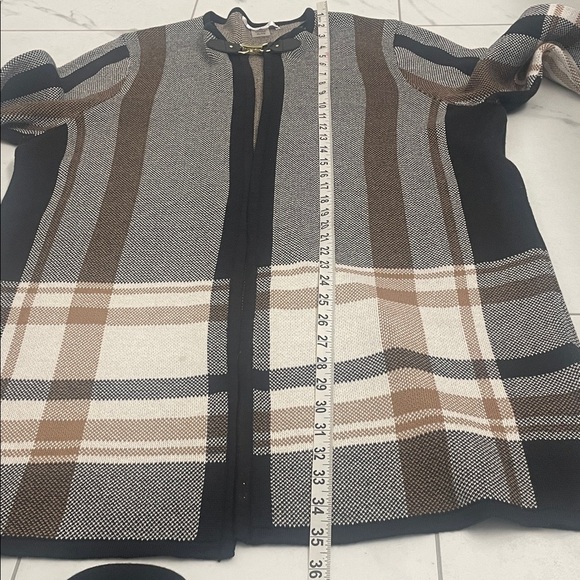 Women's Plaid Open Front Sweater Cardigan - Picture 10 of 13